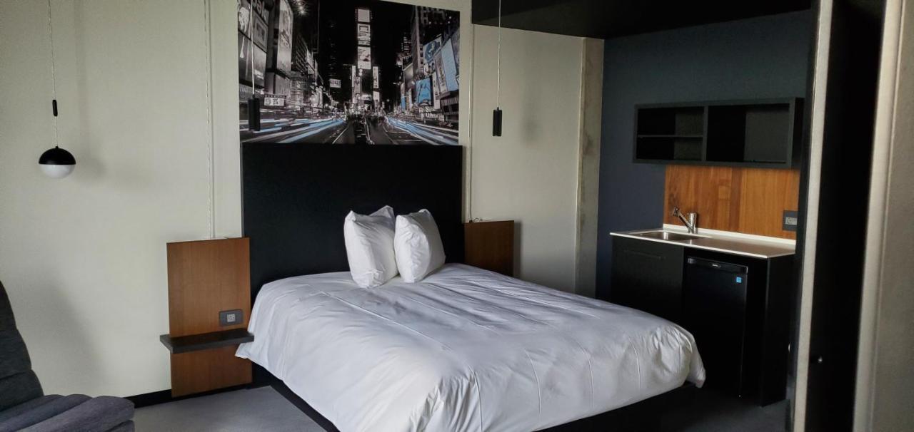 Grand Times Hotel Laval - Centropolis エクステリア 写真