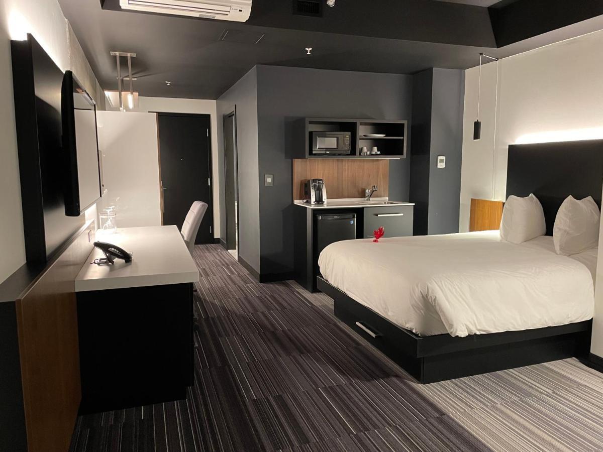 Grand Times Hotel Laval - Centropolis エクステリア 写真