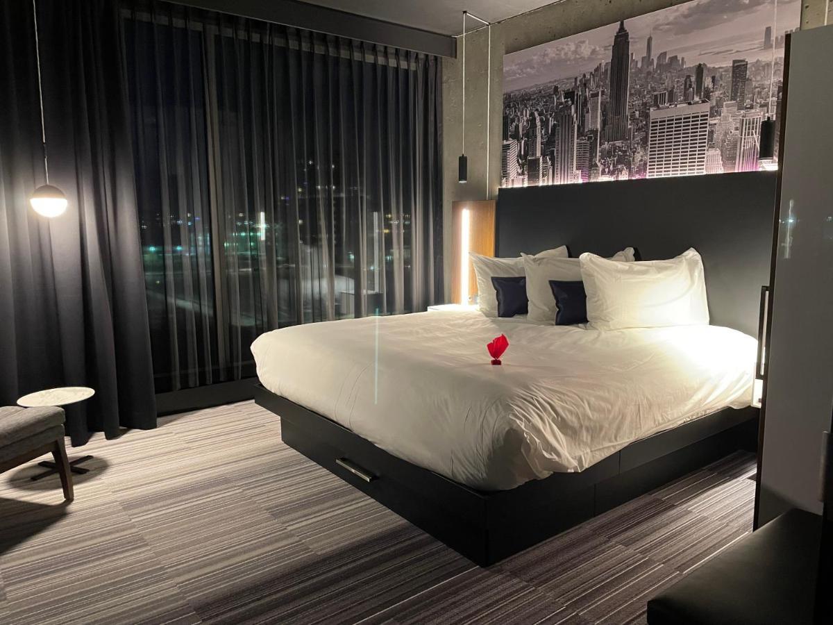 Grand Times Hotel Laval - Centropolis エクステリア 写真