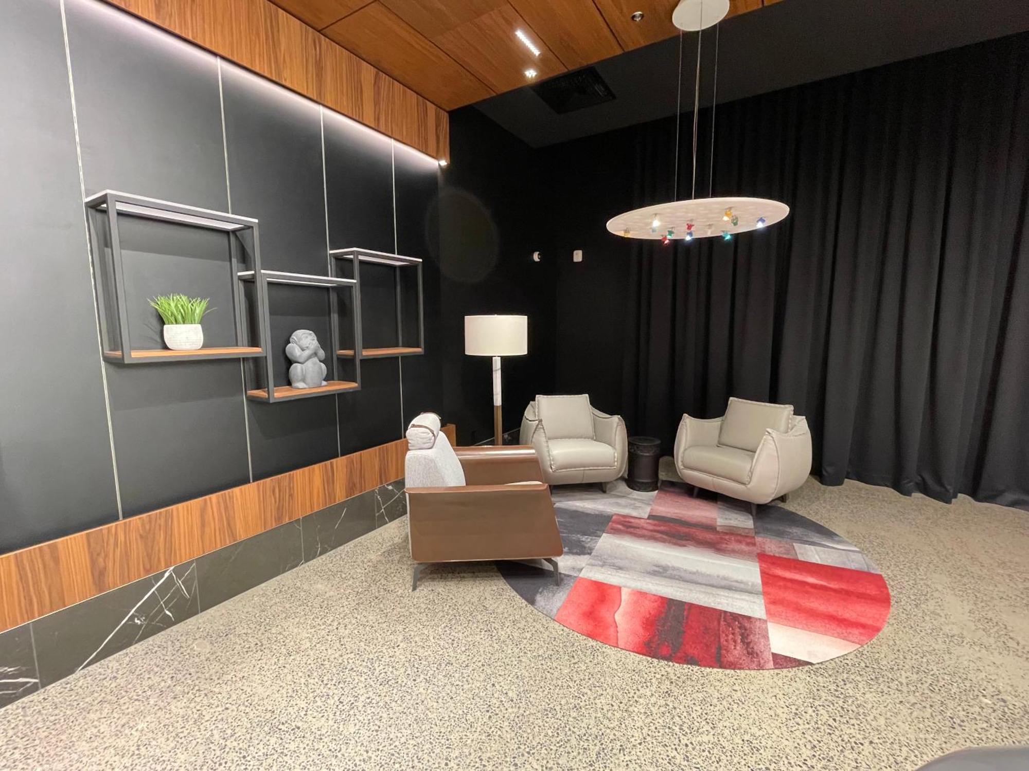 Grand Times Hotel Laval - Centropolis エクステリア 写真